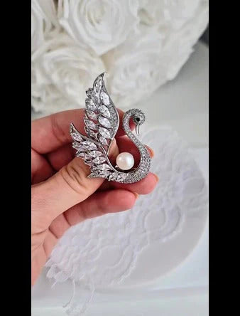 Broaches