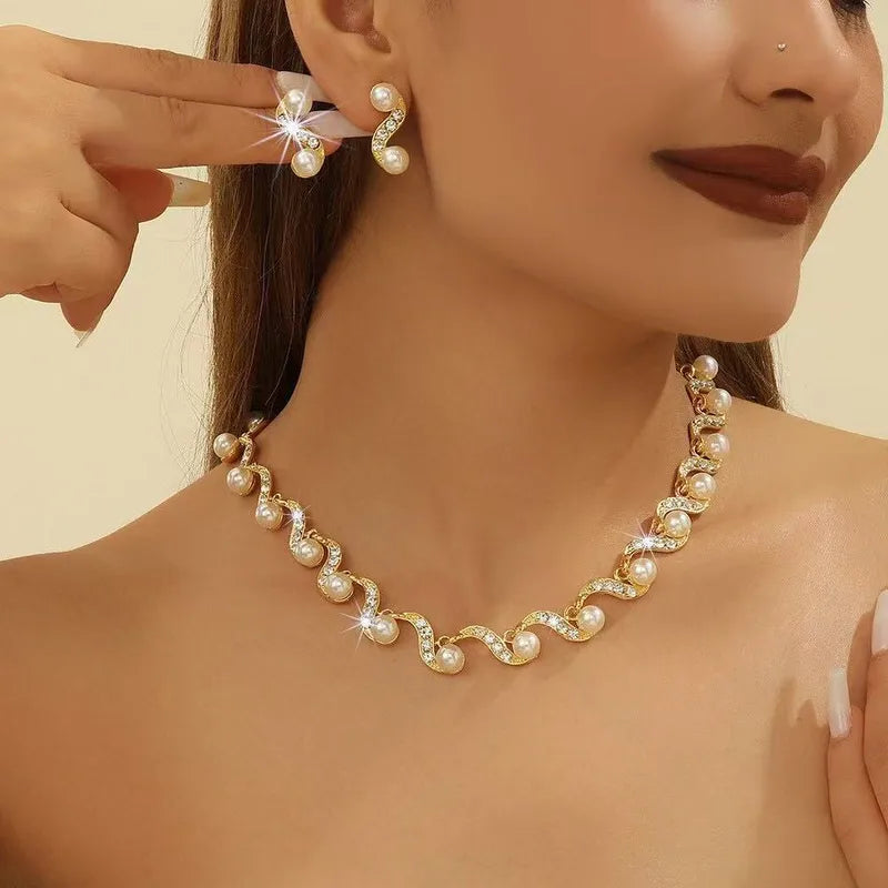 necklace and earring set